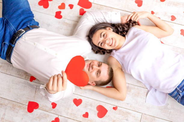 Советы по началу общения на сайте знакомств: как привлечь внимание