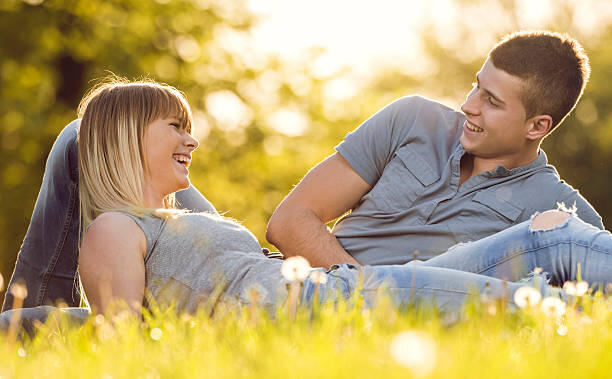 Знакомства как способ расширения круга общения и обретения новых друзей