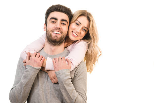 Начало общения на сайте знакомств: как сделать первый шаг