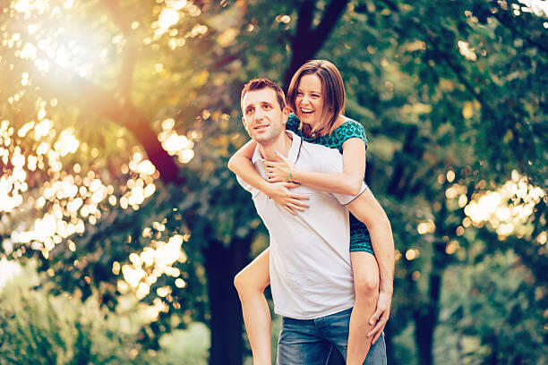 Начало общения на сайте знакомств: как сделать первый шаг