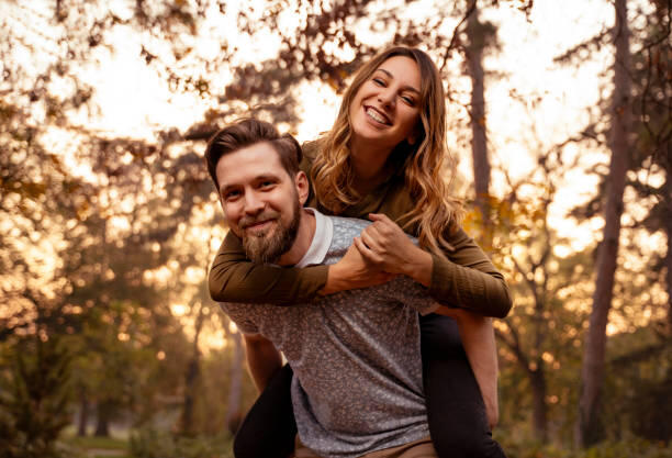 Начало общения на сайте знакомств: как избежать трудностей