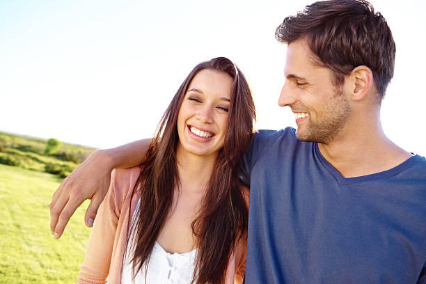 Психология знакомств: какие законы действуют в мире знакомств и отношений