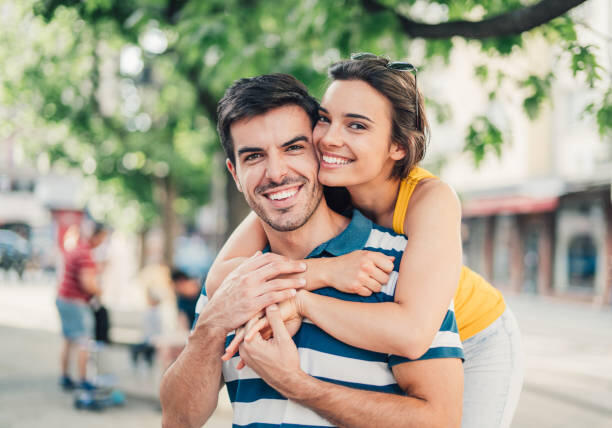 Начало общения на сайте знакомств: как создать первое впечатление