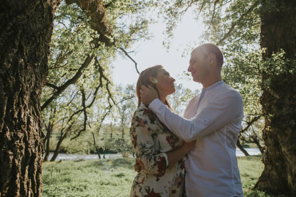 Как находить новых друзей и партнеров для отношений