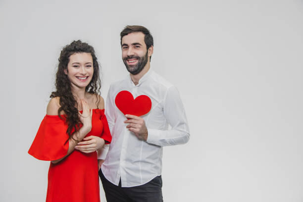 От смс до свидания: как интернет меняет наш подход к знакомствам