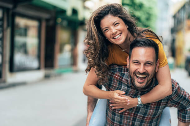 Как познакомиться на сайте знакомств: советы и рекомендации