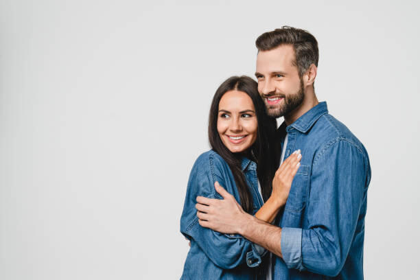 Начало общения на сайте знакомств: как привлечь внимание