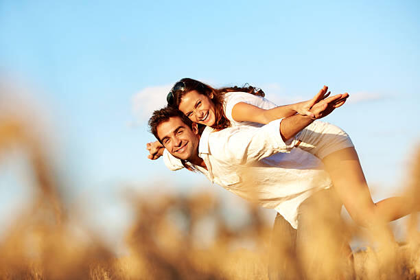 Знакомства и их роль в нашей жизни: какие возможности они открывают