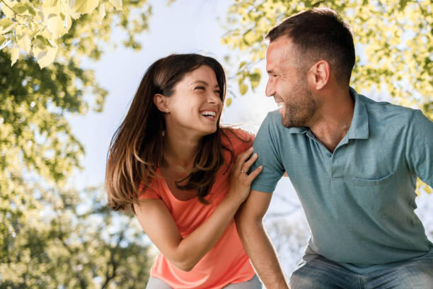 Психология знакомств: какие законы действуют в мире знакомств и отношений