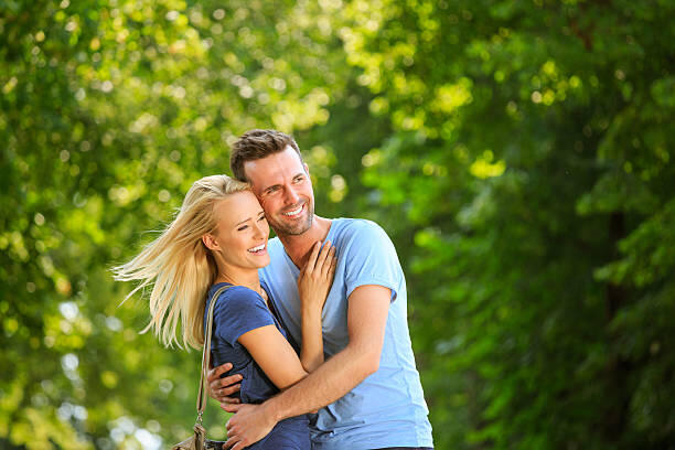 Как начать общение на сайте знакомств: советы по первому сообщению