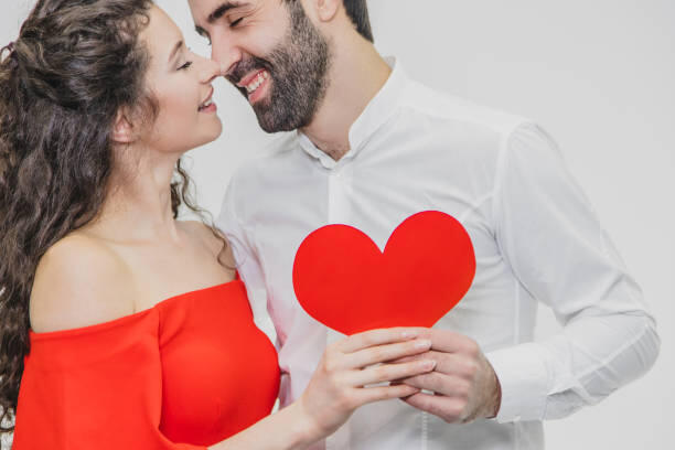 От смс до свидания: как интернет меняет наш подход к знакомствам