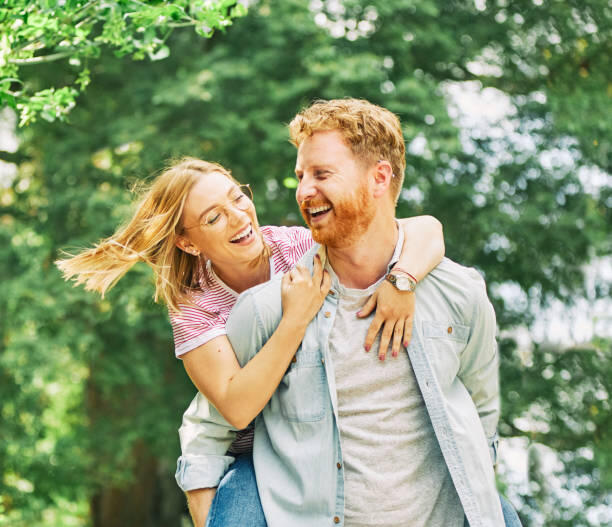 Как начать общение на сайте знакомств: секреты успешного старта