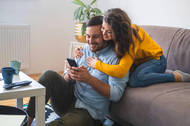 Преодоление расстояний: как интернет меняет наш подход к знакомствам