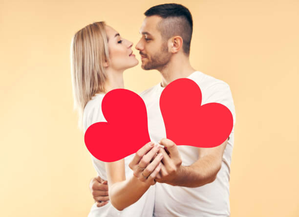 Начало общения на сайте знакомств: как сделать первый шаг