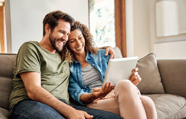 Как начать общение на сайте знакомств: секреты успешного знакомства