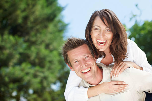 Как находить новых друзей и партнеров для отношений