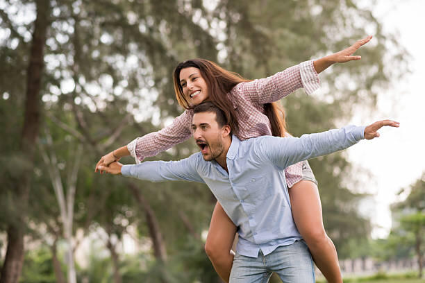 Психология знакомств: какие законы действуют в мире знакомств и отношений