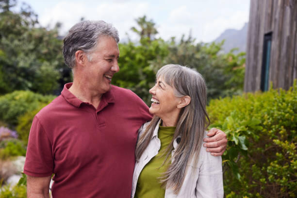 Психология знакомств: какие законы действуют в мире знакомств и отношений