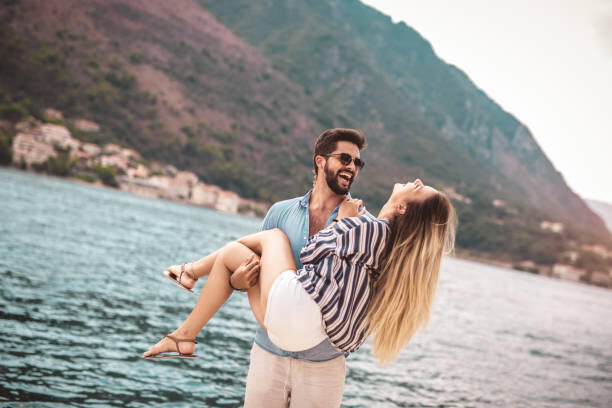 Искусство начала общения на сайте знакомств: секреты удачного старта