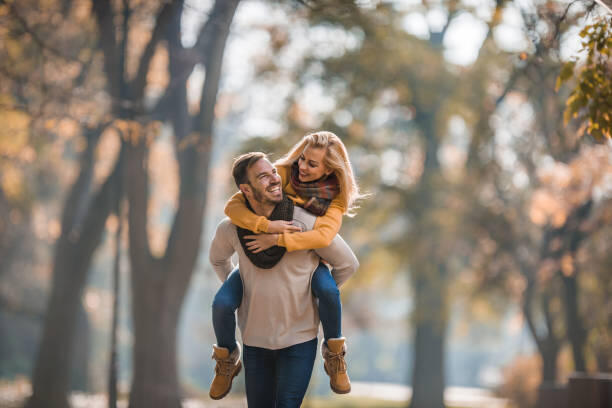 Психология знакомств: какие законы действуют в мире знакомств и отношений