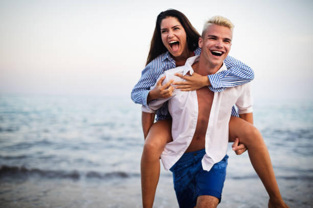 Зачем нам нужны знакомства и как они влияют на наше счастье