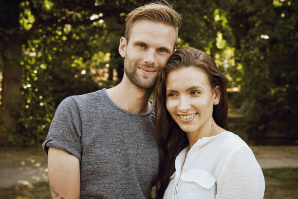 Как успешно начать общение на сайте знакомств: секреты первого контакта