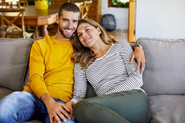 Виртуальные связи: понимание онлайн-знакомств и их влияние