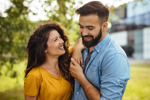 Как начать общение на сайте знакомств: секреты успешного старта