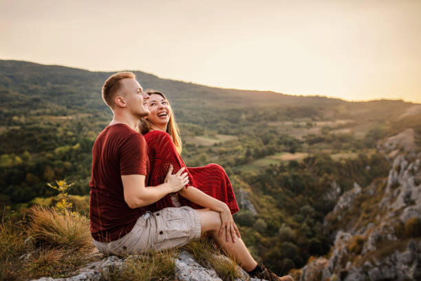 Советы по началу общения на сайте знакомств: как привлечь внимание