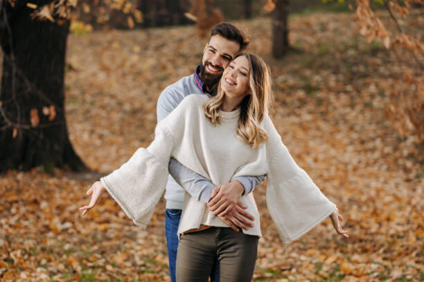 Начало общения на сайте знакомств: какие темы обсуждать